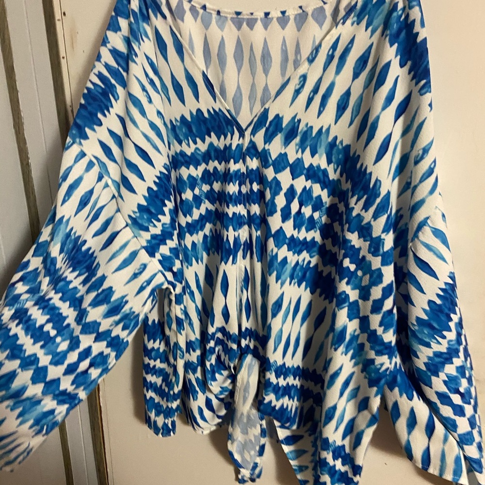 Flowy 3/4 sleeve shirt